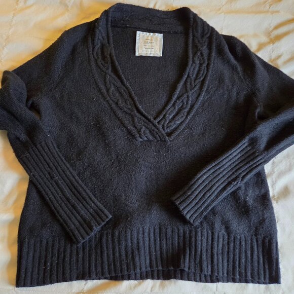 Old Navy Black V-Neck Sweater Plus Size 2X - Picture 1 of 6